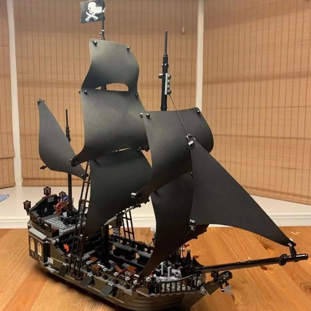 MOC Pirates Of The Caribbean Ship Revenge Warship Black Pearl Sailboat Building Block Bricks MOC 4195 Assembly Toys Kid Gift 4