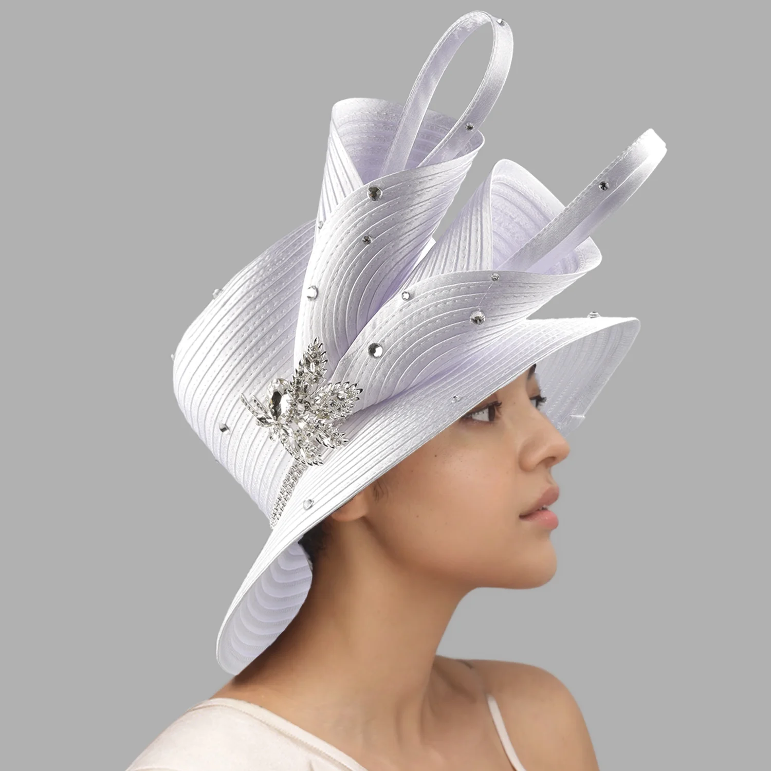 Satin Cloth Church Hat Unique Deluxe White Elegant Photography Top Hat Female Banquet Fascinator Formal For Women Ladies fashion hat