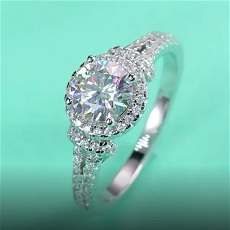 

R13029-6.5 Lefei Fashion Luxury Trendy Classic Moissanite 1CT Design Round Rings Charm Women 925 Silver Party Jewelry Charm Gift