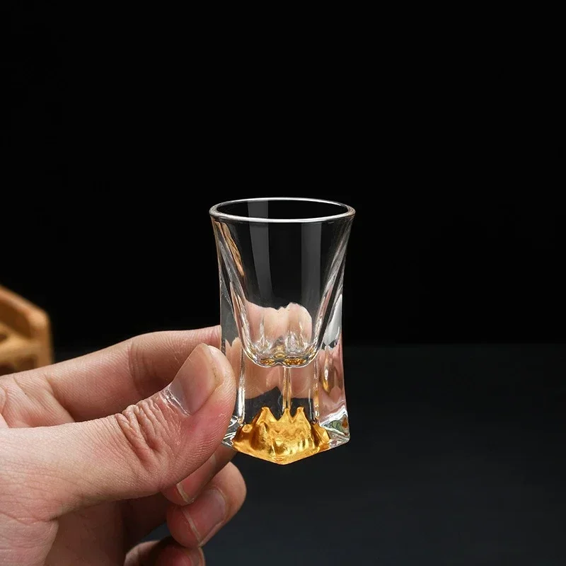 6Pcs Crystal Vodka Shot Glass 0.5oz Mini Size Gold Leaf Wine Glasses Spirits Japanese Sake Korean Soju Brandy Shot Cup wine cup wine glass spirits cup drinking glasses