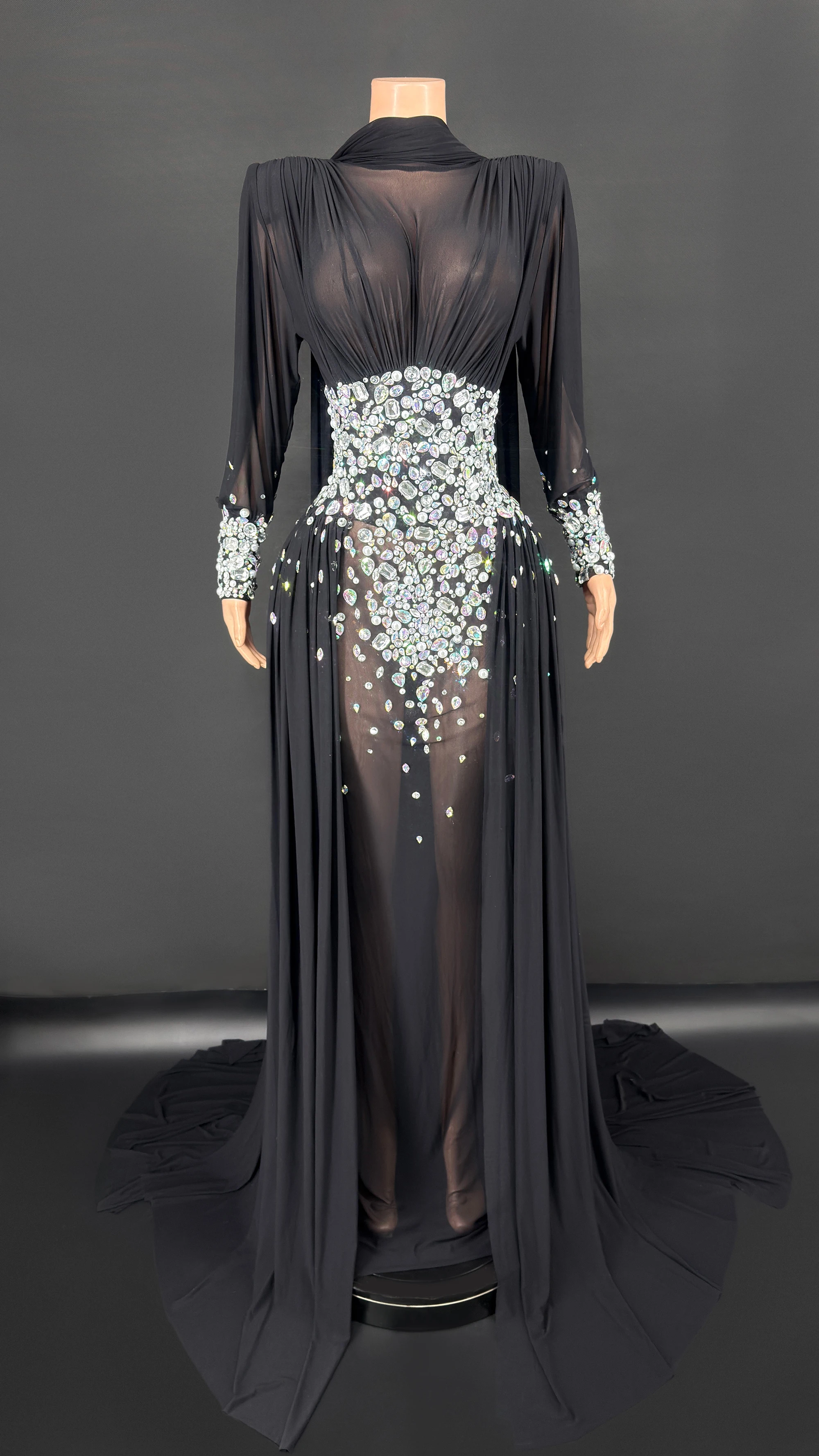 ZD  Luxury Embroidered Maxi Abaya for Women Elegant Evening Wedding Party Prom Guest Gowns with Golden Details New Style