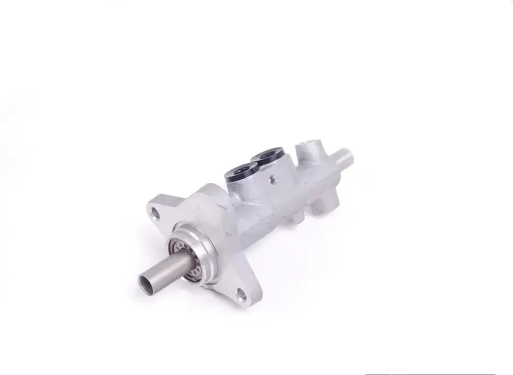 Expansion Tank Master Brake Cylinder for Mercedes-Benz W203 C180 C200 C220 C240 C280 C320