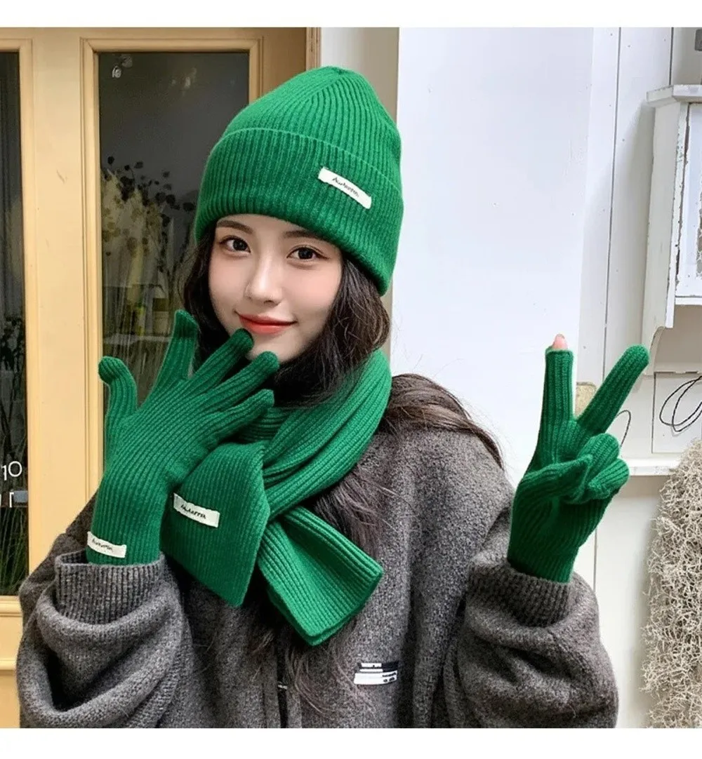 Rote Mütze Schal Handschuhe Set Gehörschutz verdickte gestrickte Wollmütze warme Baumwolle Neujahr Winter Beanie Hüte Weihnachtsgeschenk – Detail 12