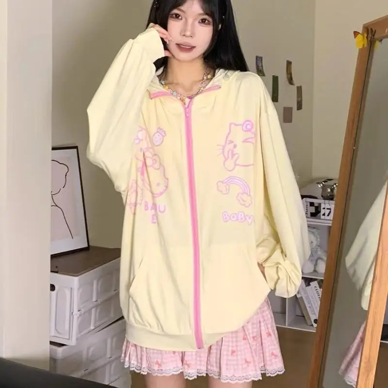 

Пальто с аниме Sanrioed Hello Kitty для защиты от солнца, летнее удобное УФ-пальто с мультяшным рисунком, милые мягкие свободные солнцезащитные топы для девушек