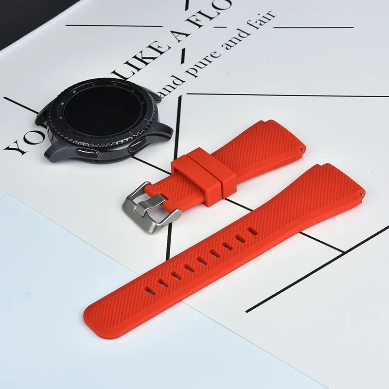 Soft Silicone Sport Strap - 22mm Bracelet