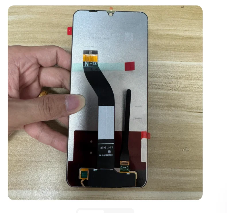 6.88'' Original IPS 120Hz Display with LCD Touch Screen