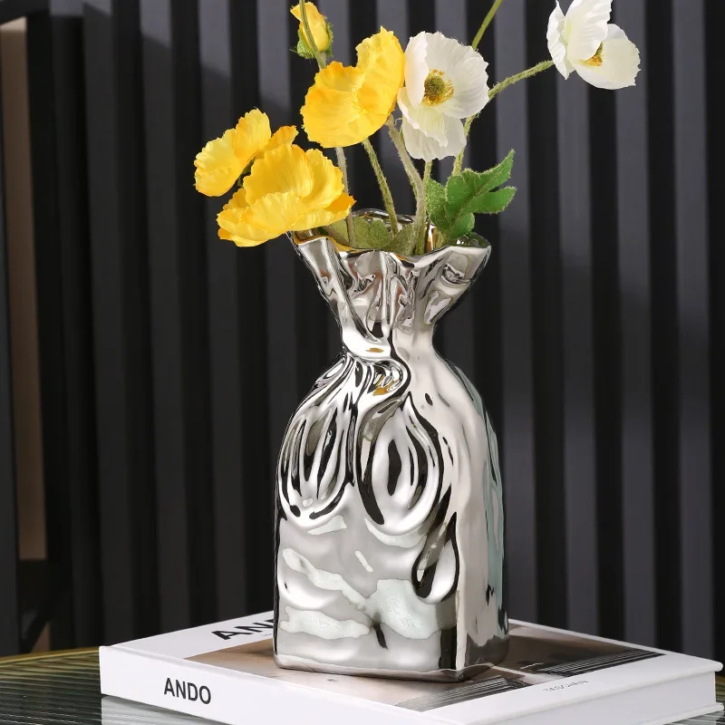 

Luxurious Ornaments Simple Modern Ceramic Pleated Vase Hydroponic Flower Arrangement Living Room Porch Cabinet Table Decorations