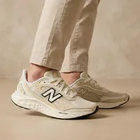 New Balance NB Fresh Foam Arishi v4 Chaussures de course décontractées légères et confortables pour hommes, Off-White MARISTC4 1