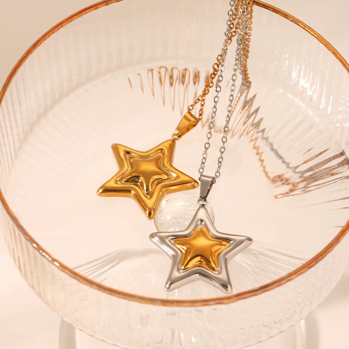 Huang Chao Mode Y2K Edelstahl Stern Anhänger Halskette 18k vergoldet Titan Stahl Damen Schmuck Geschenk