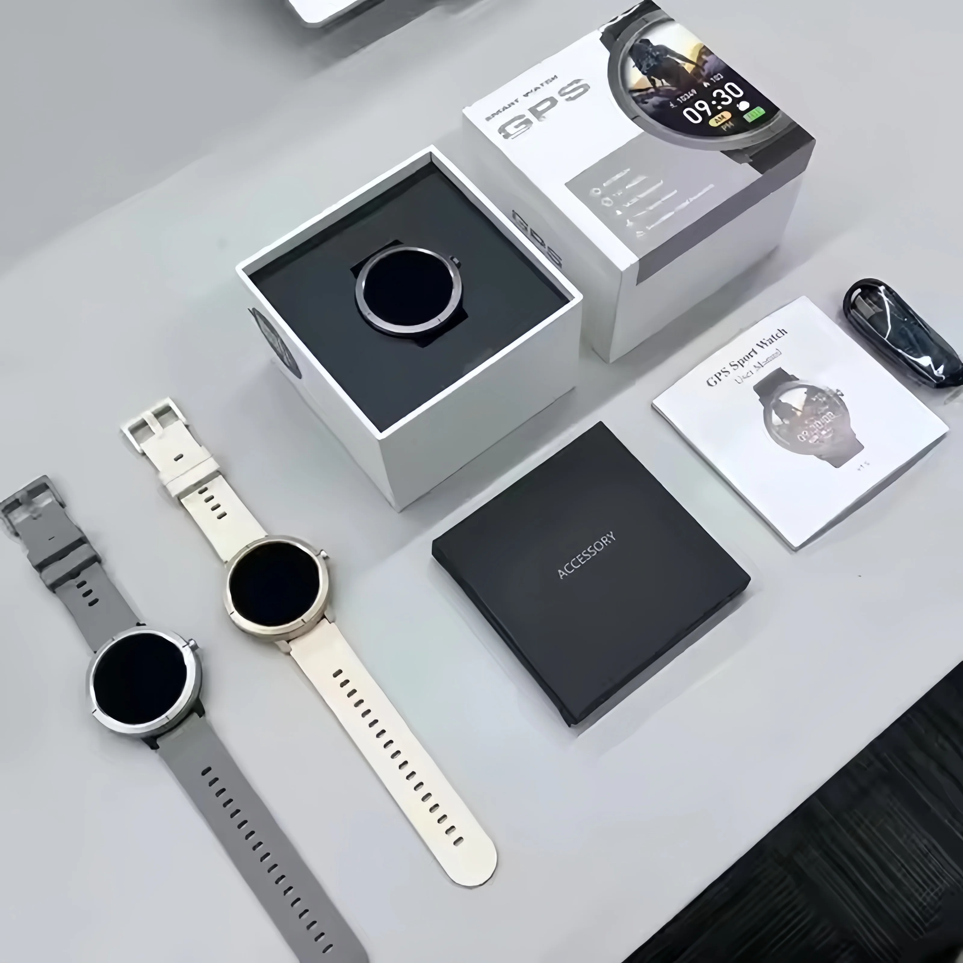 ���ο� GPS ��ġ ���� ����Ʈ��ġ 1.32AMOLED 5ATM ��� ���� �ǰ� �������� ��ȭ 360mAh ��ħ�� 170+ ������ ��� ����Ʈ��ġ