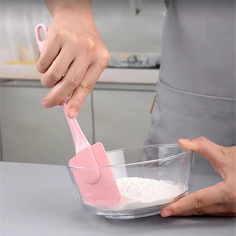 Baking Tools 3Pcs/Set Silicone Scraper Oil Brush Cake Spatula Cream Scraper Sauce Brush Baking Tool Kitchen Cooking Utensils Non-stick Materi