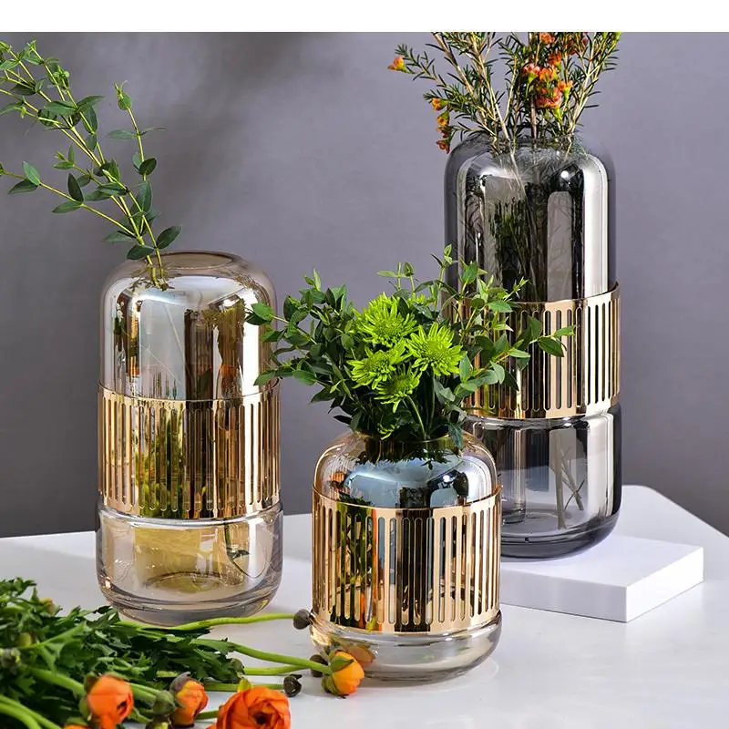 

Glass Vase Metal Rack Hollow Out Flower Arrangement Hydroponics Transparent Flower Vase Modern Home Decoration Wedding Vases