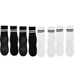 4 Pairs of Striped Anti-Slip Yoga and Pilates Cotton Socks - Breathable and Comfortable (2 Black 2 White)