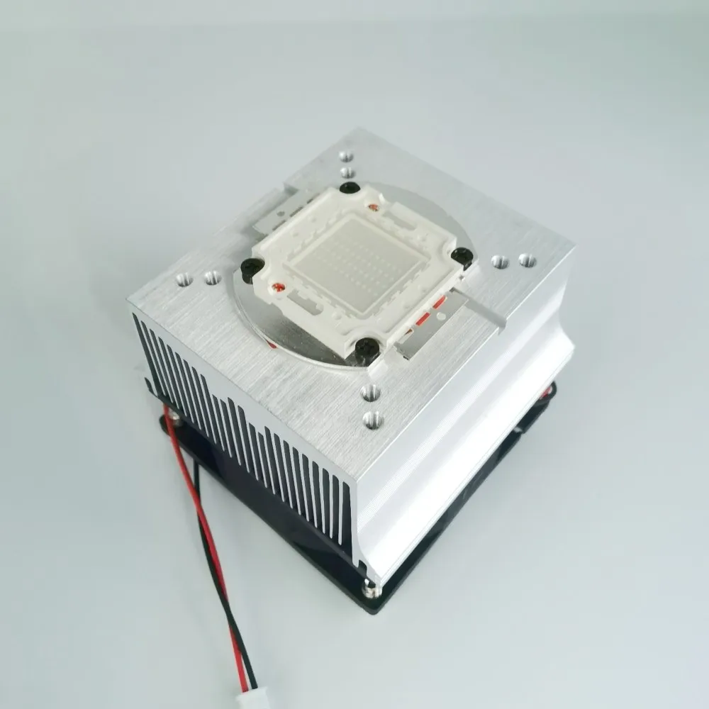 1pc Aluminium Heat Sink Cooling Fan 20W 50W 100W High Power Led Light 60-80degree 44mm Lens +Reflector +Bracket