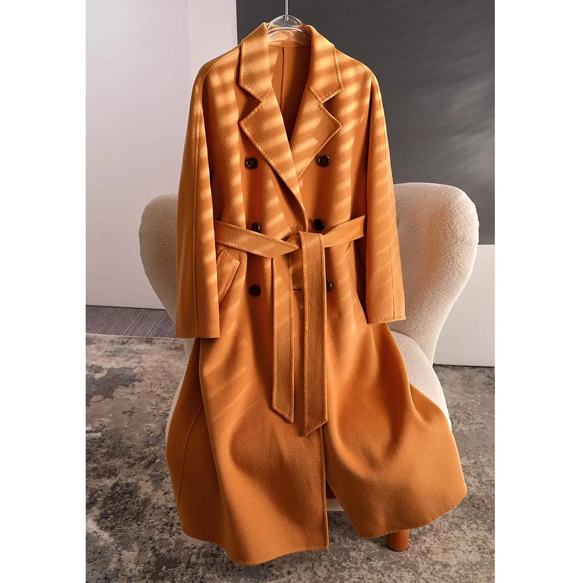 Long Cashmere Buttoned Coat