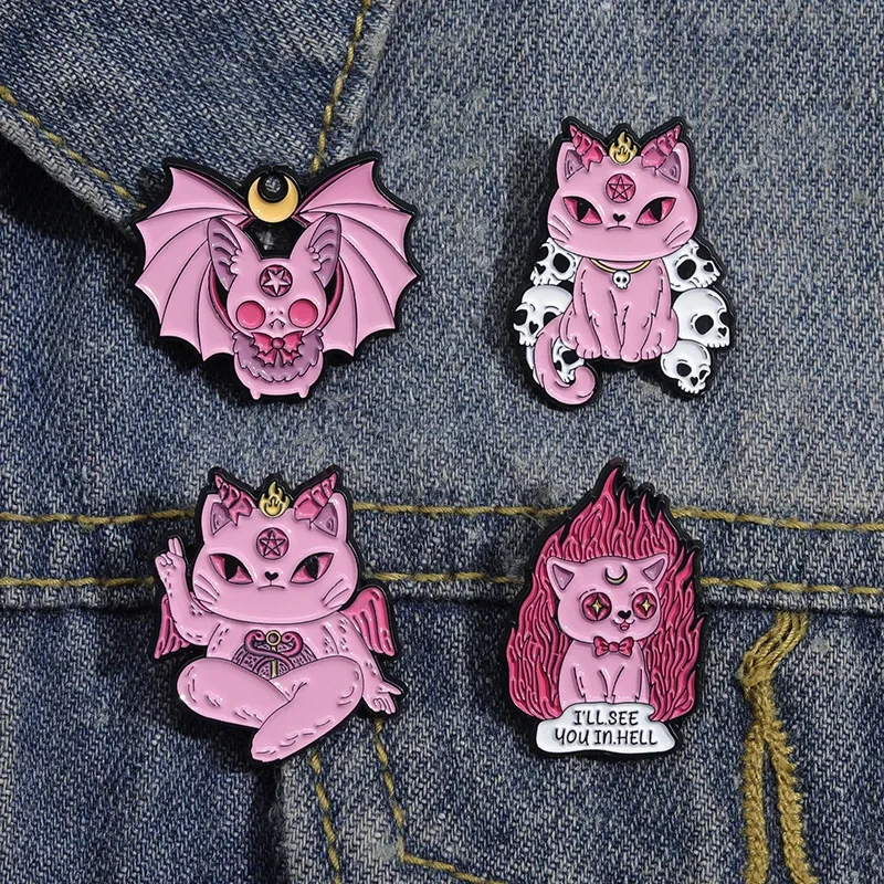 Animal Brooch Cute Cartoon Penguin Knife Series Alloy Chest Flower Exquisite Penguin/yellow Duck Animal Emblem Backpack Accessories