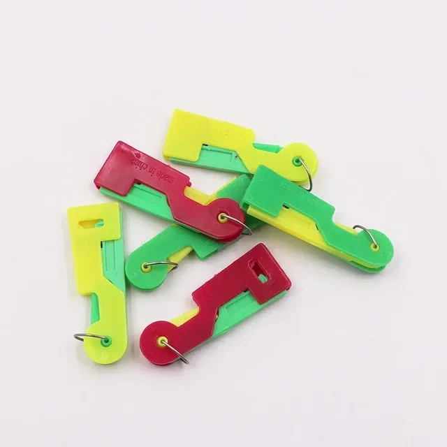 Random Color Threader Elderly Guide Needle Easy Device Convenient Automatic Sewing Needle Threader Thread Guide Tool 2