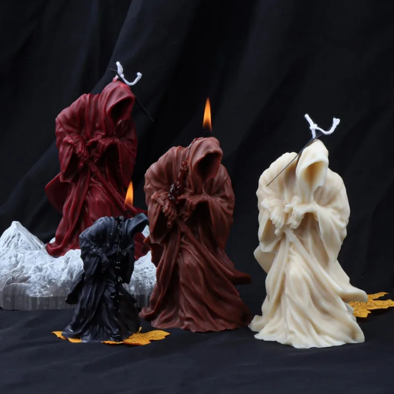 Halloween Draw The Knife Death Silicone Candle Mold DIY Handmade Aromatherapy Gothic Terror Skull Candle Plaster Soy Wax 1pc silicone mold,silicone candle mold,aromatherapy candle mold,silicone candle molds,candle mold
