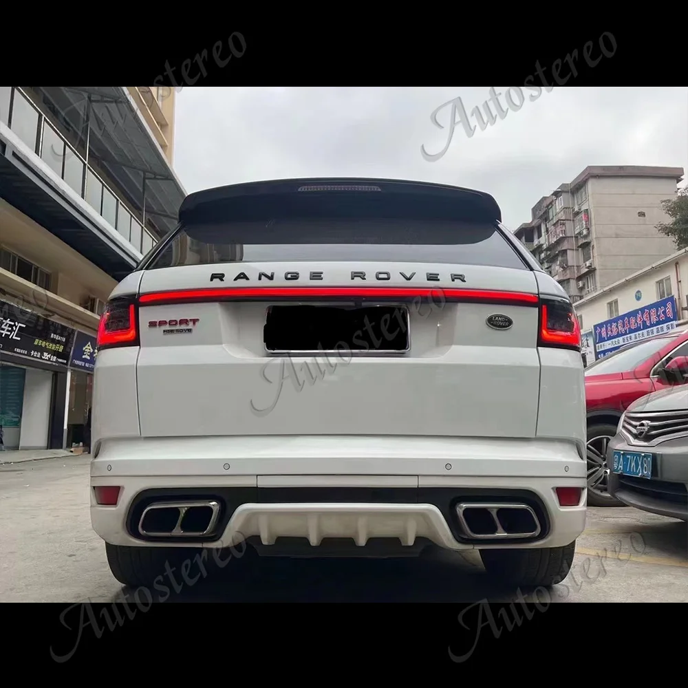 車のテールブレーキライトランドローバーレンジローバースポーツ 2013