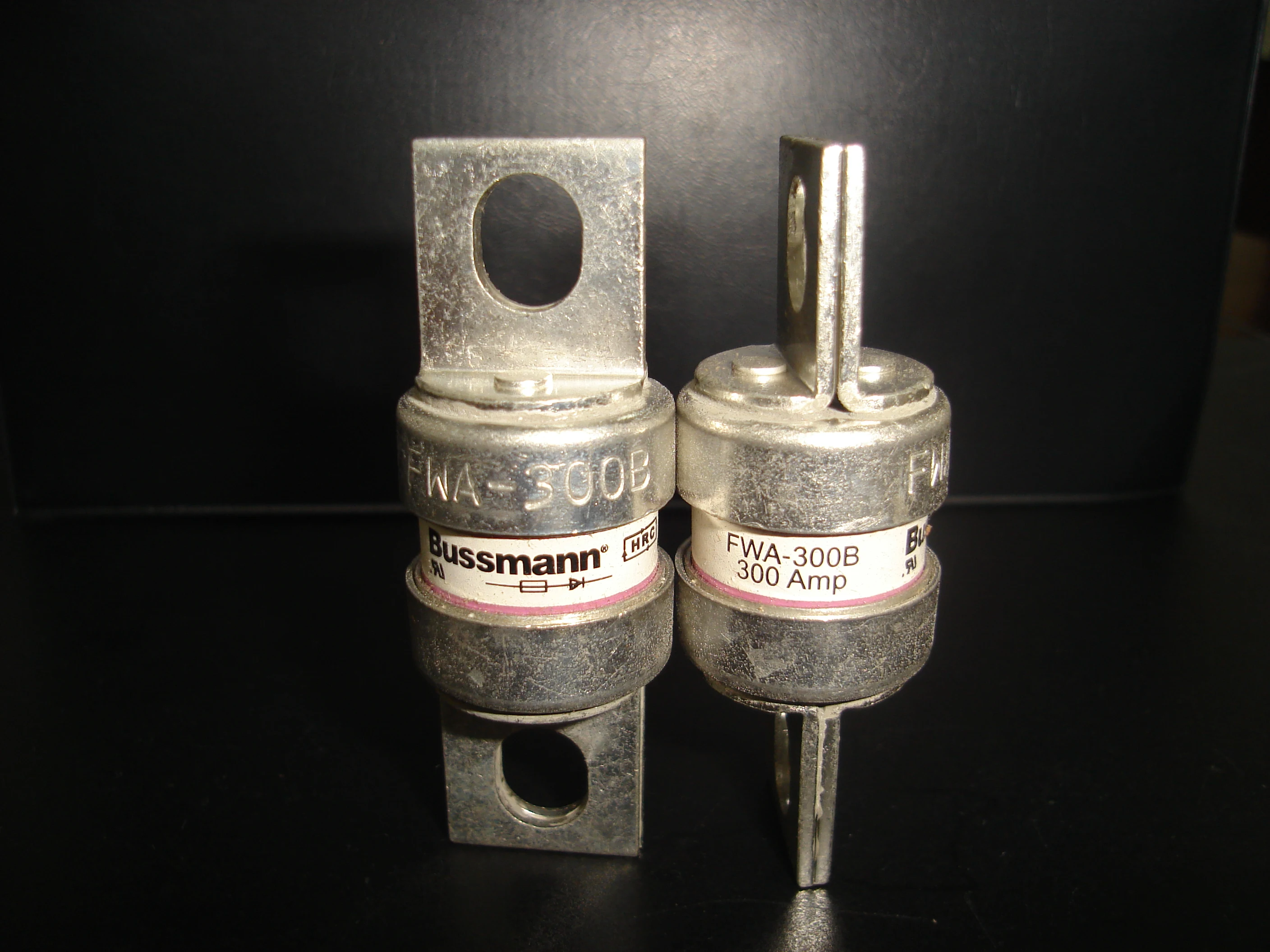 

EATON FWA-300B 300A 150V aR Fuses