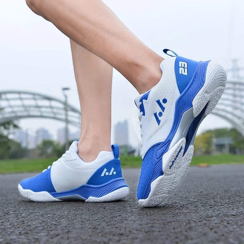 Men Badminton Shoes Professional Non-slip Couple Big Size Wear Resistant Outdoor Sneakers Breathable Handball Volleyball Shoes Badminton Shoes Volleyball Shoes