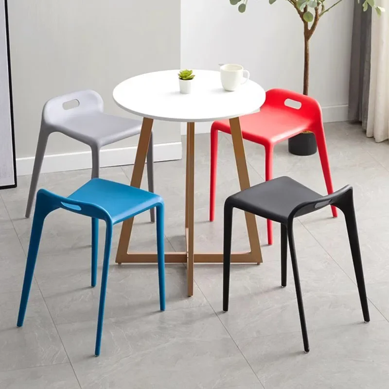 Рисунок 2 - Роскошный портативный стул для обеденной стопы