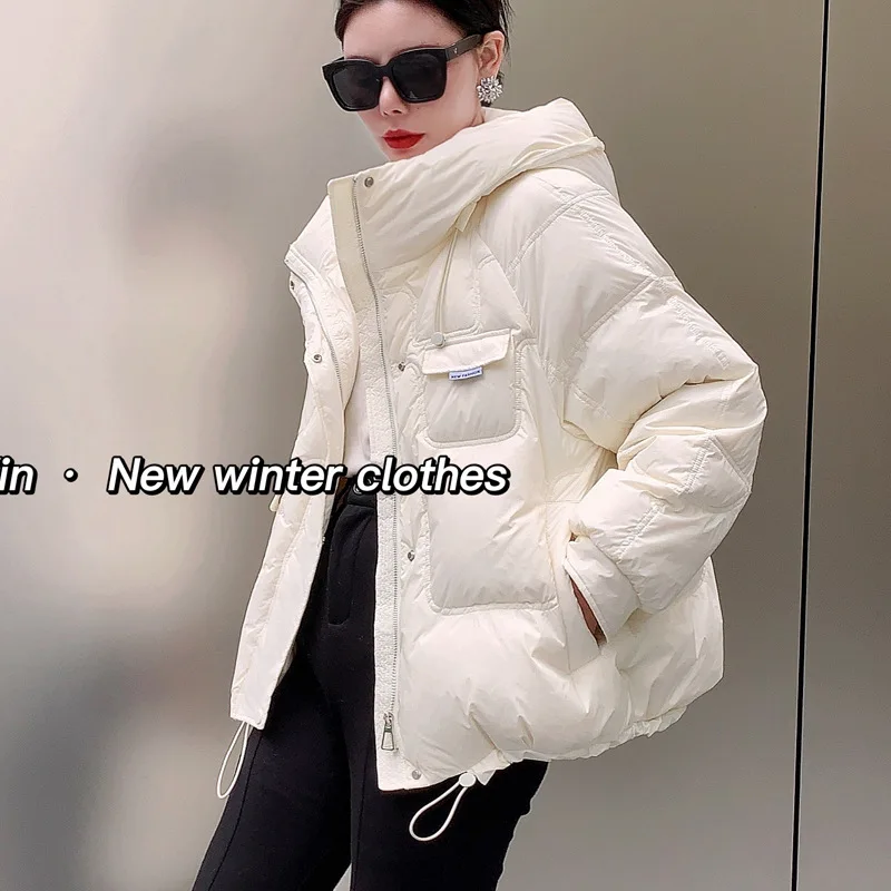 Рисунок 3 - Женский короткий пуховик