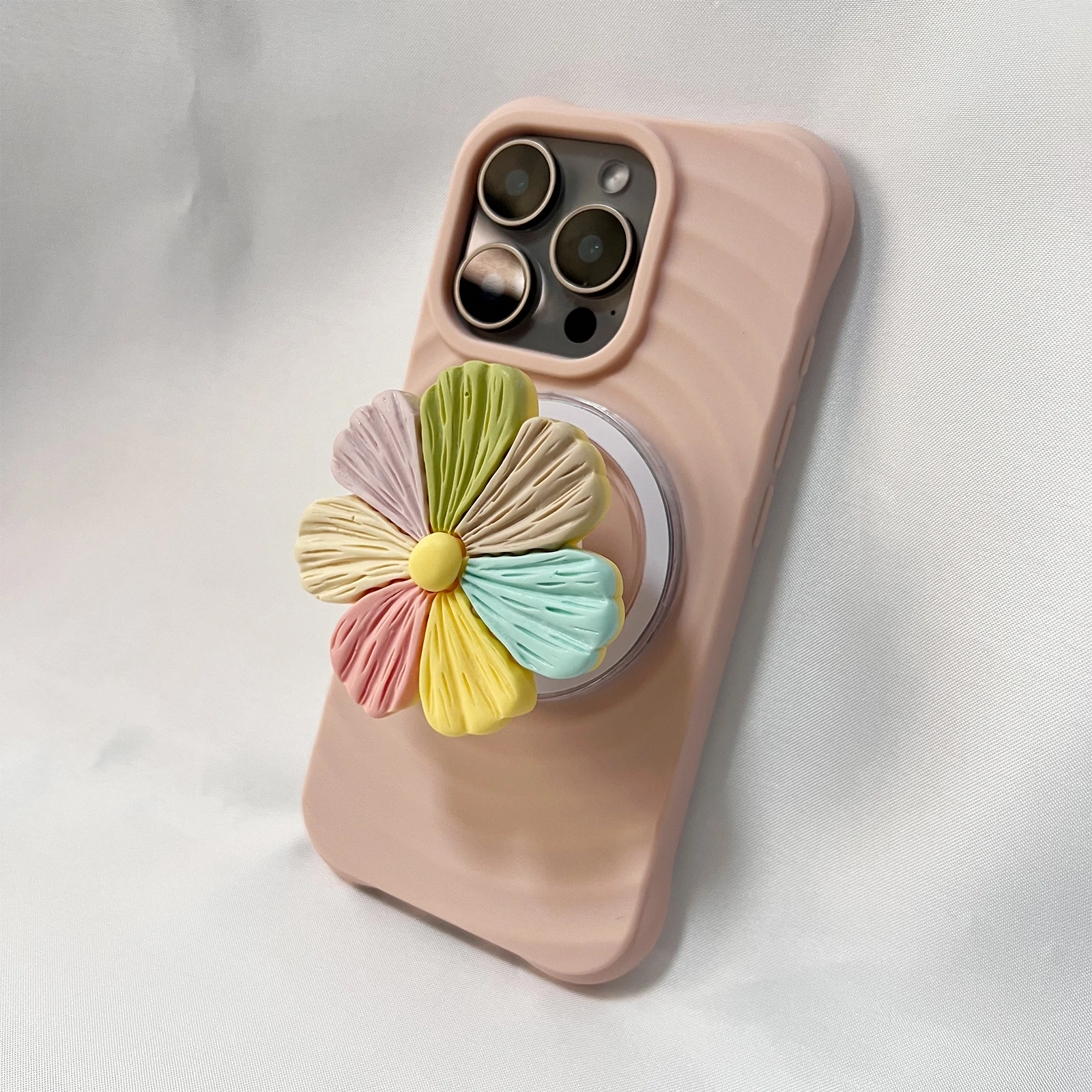 Korean Cute Seven-Colored Flower Phone Holder