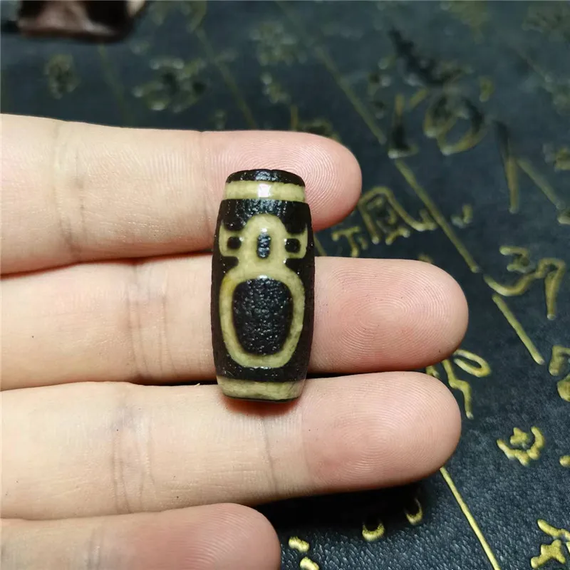 

1Pcs/Lot AAA Grade Tibet Wealth Men 14MM*30MM Natural Agate Old-like Dzi beads Amulet Tibetan DIY Jewelry