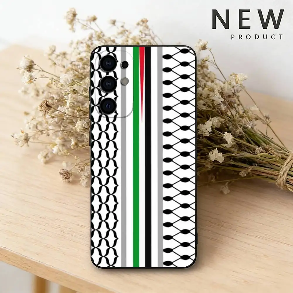 Palestinian Hattah Keffiyeh Design Black Phone Case