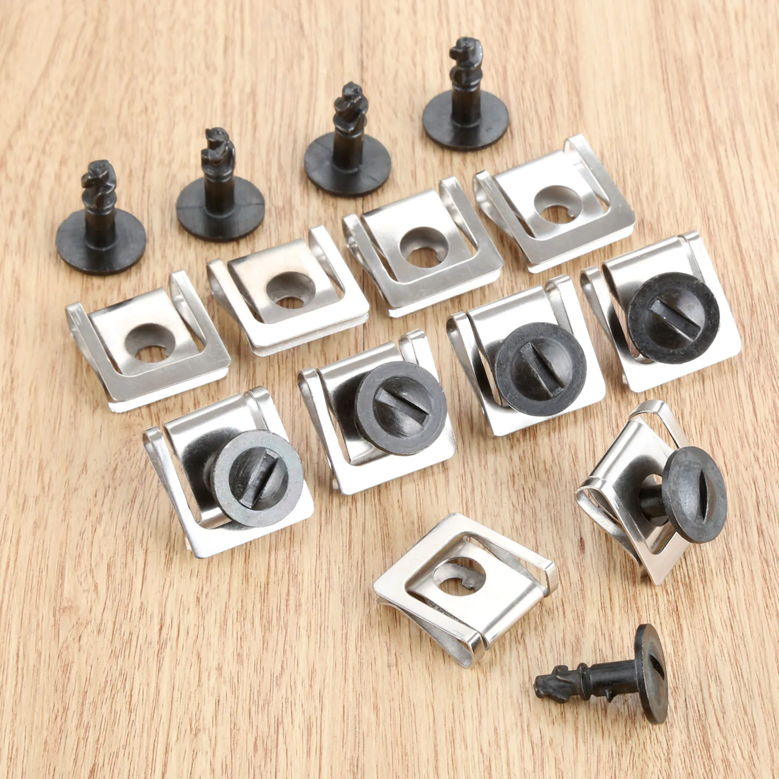 10 Clip Di Fissaggio Per Sotto Motore E Cambio – Compatibili Con Audi A4 B8, A5, A6 C7, A7, A8 D4, Q3, Q5 E BMW Serie 3, 5, 7, M5, M6, X3
