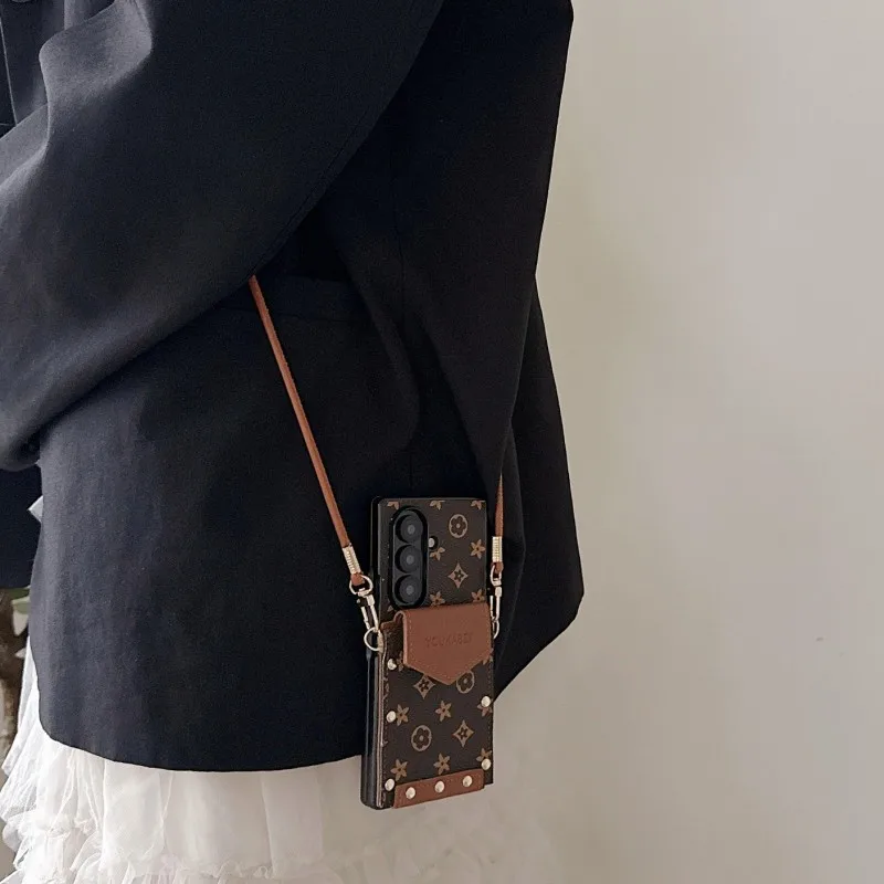 Classic Vintage Pattern Textured Faux Leather Phone Case with Card Holder