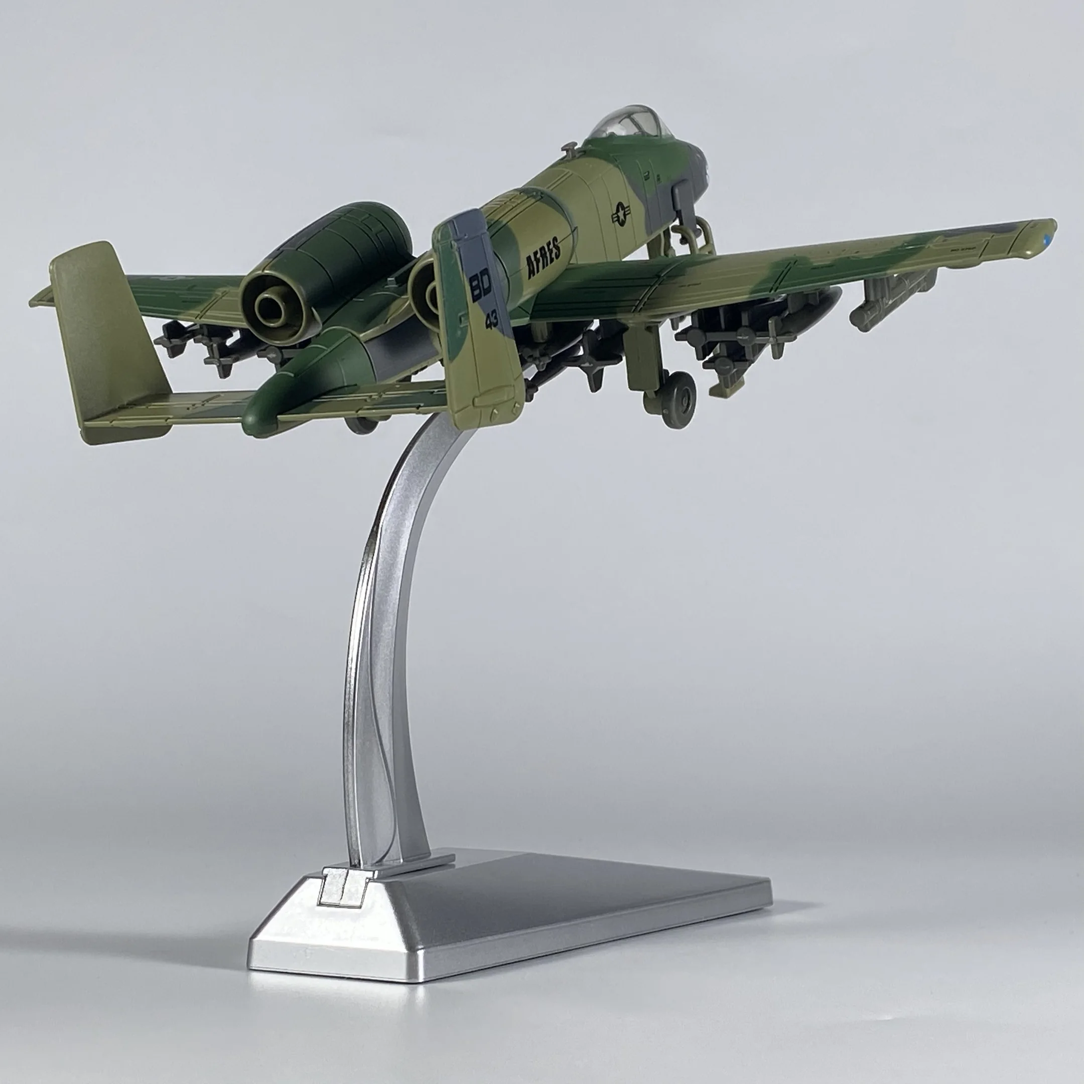 1:72 썬더볼트 II A-10 워트호그 합금 다이캐스트 전투기 모형 사운드 라이트 장난감 성인용 취미 장식품 선물