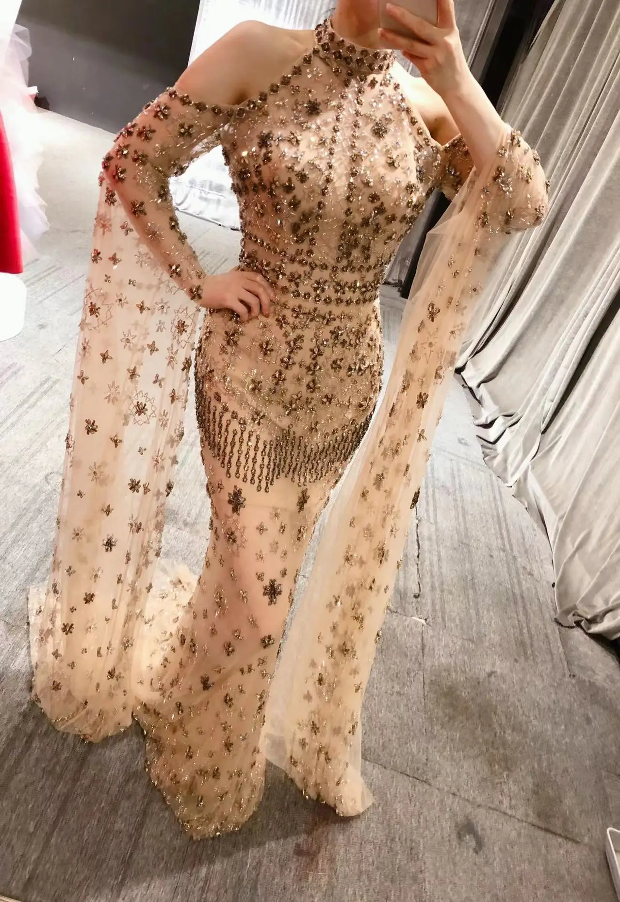 Рисунок 2 - Винтажное вечернее платье Elie