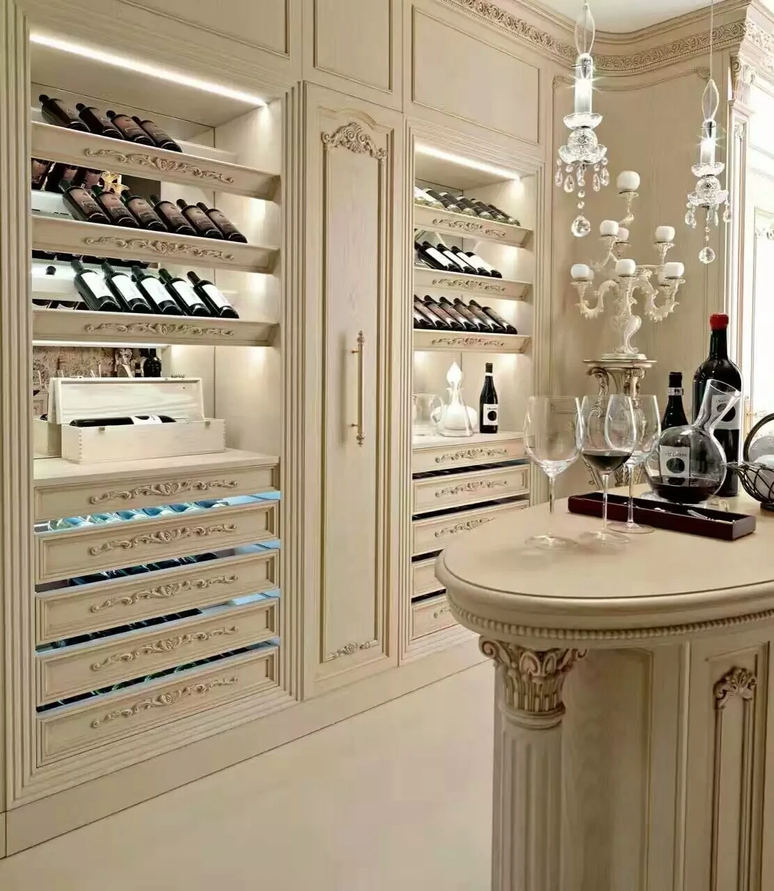 Clive Christian Luxury Wood Door Ornate Pilaster Kitchen \u0026 Furniture -  3832026 | Used Kitchen Hub, image size:1112x1280