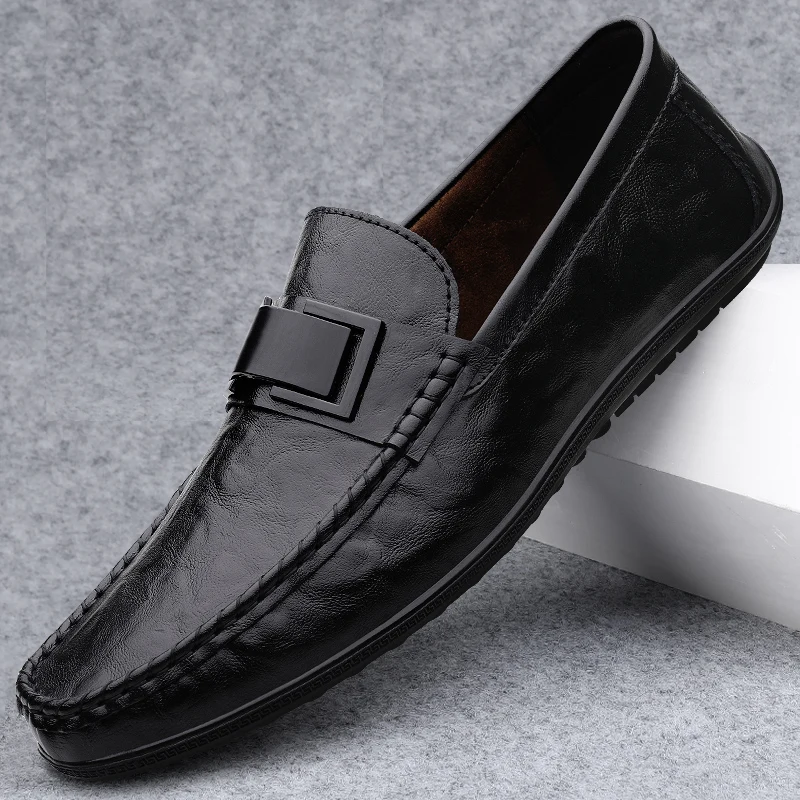 High-quality Punching Loafers Leather Mens Shoes Dress Shoes Slip-on Formal Male Wedding Flats Casual Business Footwear