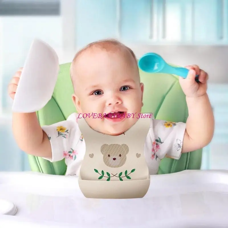 50pcs 곰 패턴이있는 일회용  턱받이 짠  턱받이는 식사 시간을 맞추기위한 짠  턱받이 세트 & 번거 로움 프리 클리닝 4xbc