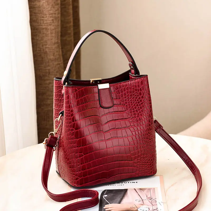 2022 New Fashion Alligator Women Handbags European Design Ladies
