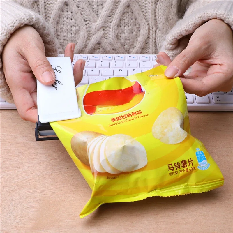 Plastic Heat Bag Sealer Food Packaging Sealing Machine Portable Snack Bag Sealing Clip Kitchen Storage Accessories Home Gadgets
