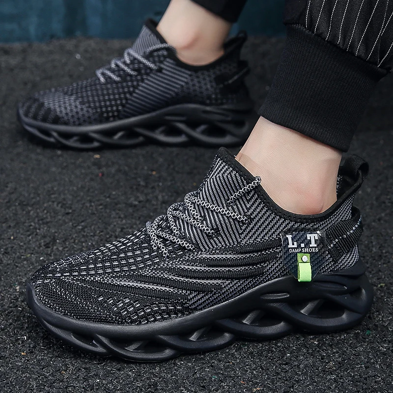 Breathable Men's Running Fashion Platform Casual Mesh Lightweight Anti-slip Outdoor Sneakers Work Black Tennis Shoes