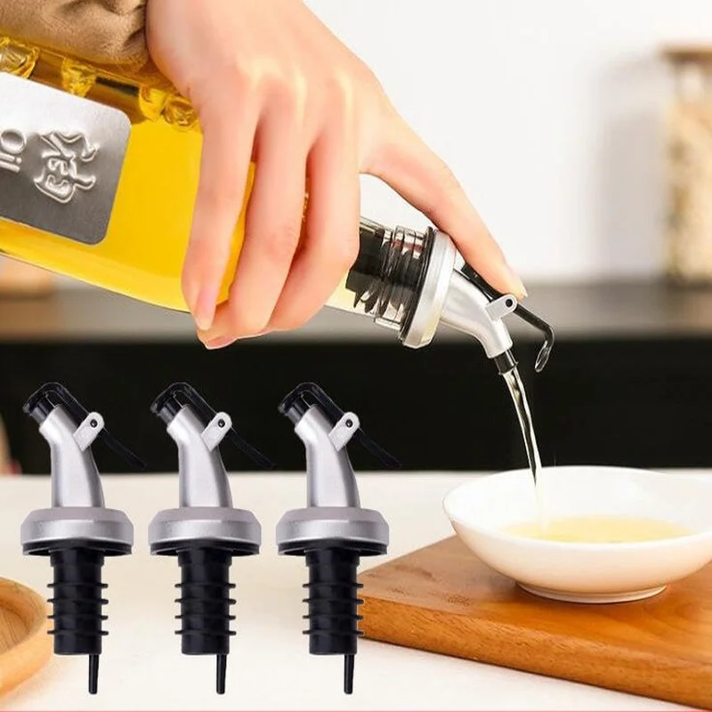 1Pcs Olive Oil Sprayer Liquor Dispenser Wine Pourer Seal Leak-proof Food Grade Rubber Nozzle Sprayer Spice Jar Kitchen Bar Tools