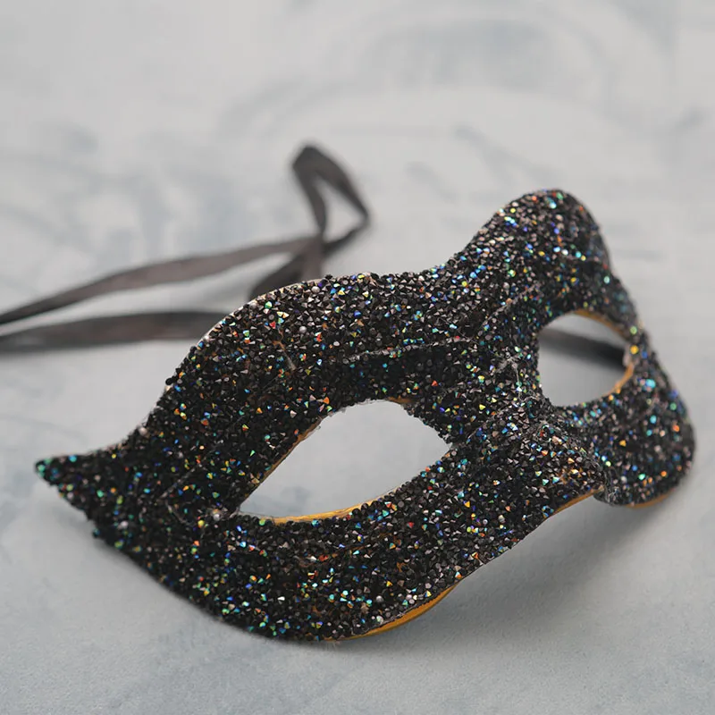 Maska czarny kolor diament cekinowe pół twarzy moda dla dorosłych rekwizyty odpowiednie do maska Halloween scenicznych akcesoria odzieżowe moda