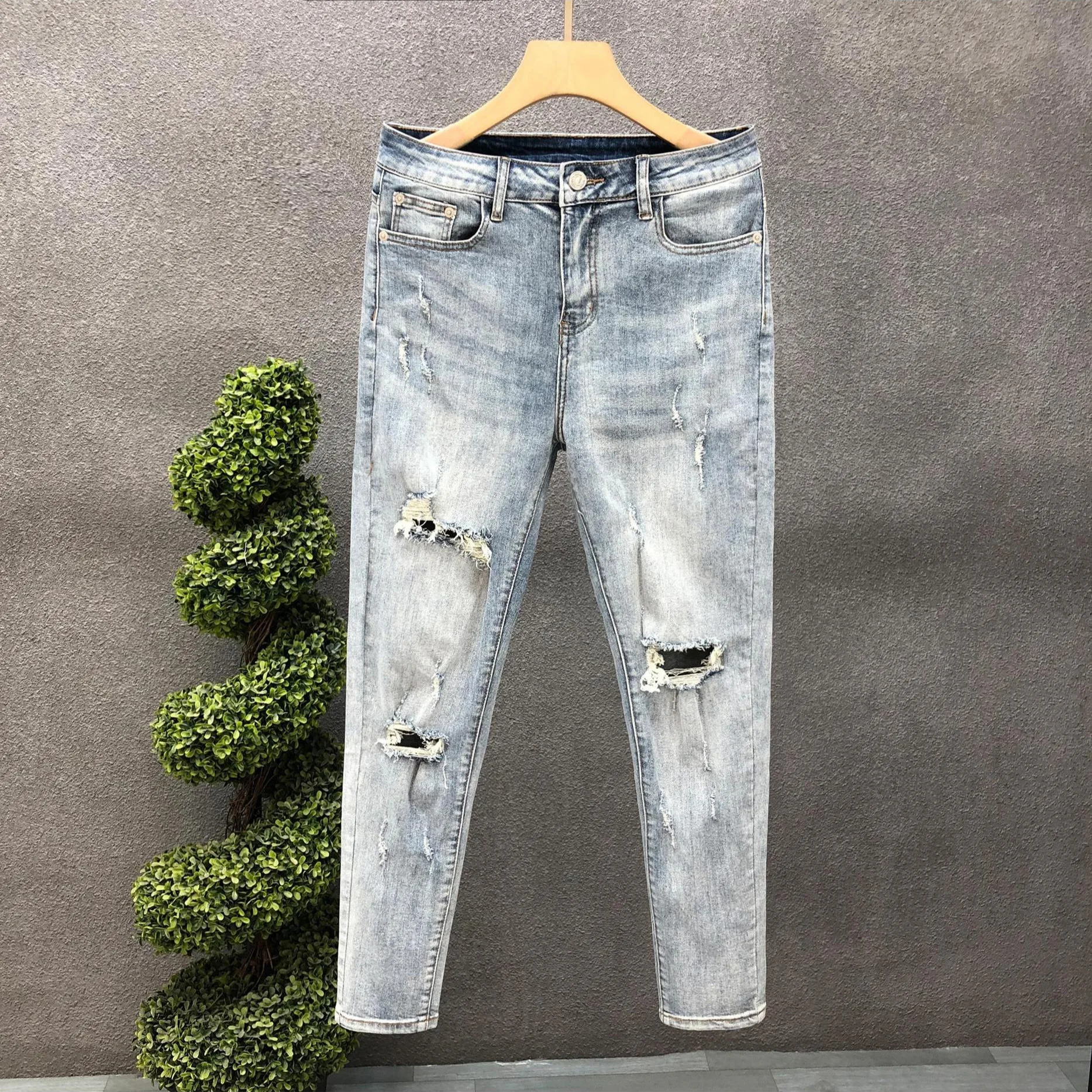 

Men's Slim Fit Denim Jeans Distressed Vintage Holes Casual Fashion Spring Autumn Pencil Pants Hombre Luxury Skinny Jeans Men