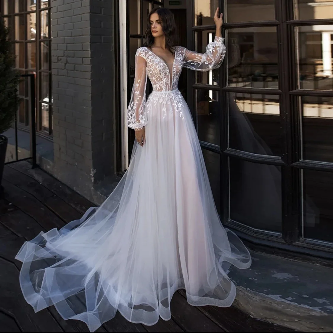 

Sexy V-neck Lace Vestidos De Novia Puff Sleeve Sweep Train Wedding Dresses Appliques Vestido De Noiva