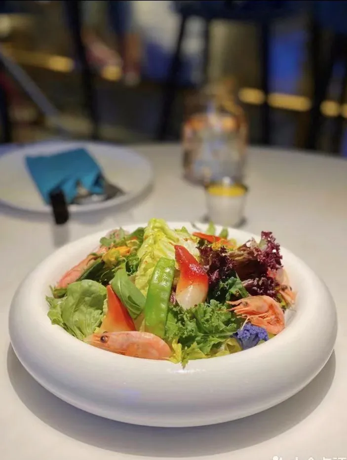 

Creative artistic conception dish round plate hotel restaurant special tableware round ceramic double-layer insulation plate