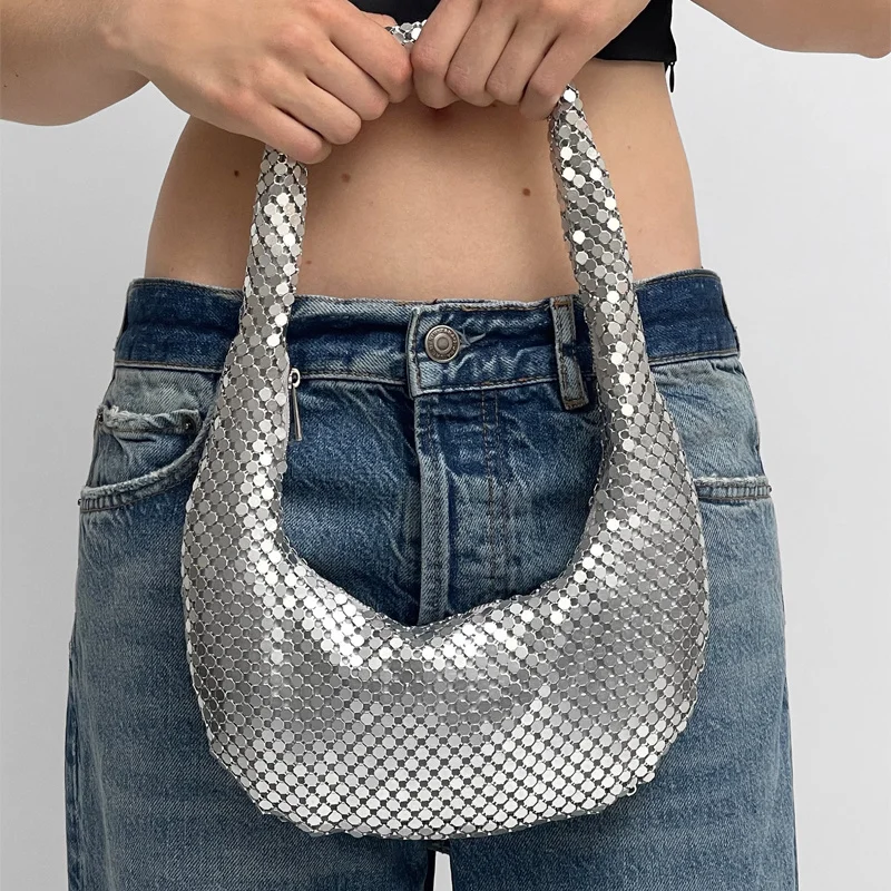 

Fashion MetalIic Women Shoulder Bags 2022 Designer Silver Lady Handbags Luxury Shinny Hobo Party Purses Small Underarm Tote Bag
