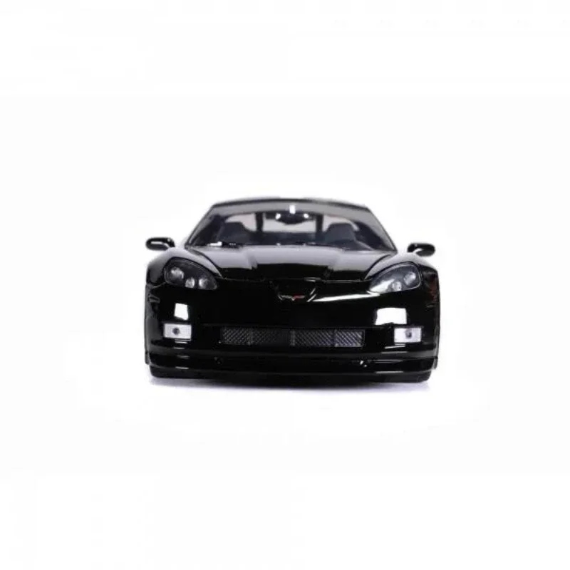 1:24 2006 Chevrolet Corvette High Simulation Diecast Car Metal Alloy Model Car Toys for Children Gift Collection 2