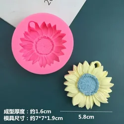 Daisy Scented Aromatherapy Silicone Mold for DIY Handmade Flower Candles (Sunflower with hole)