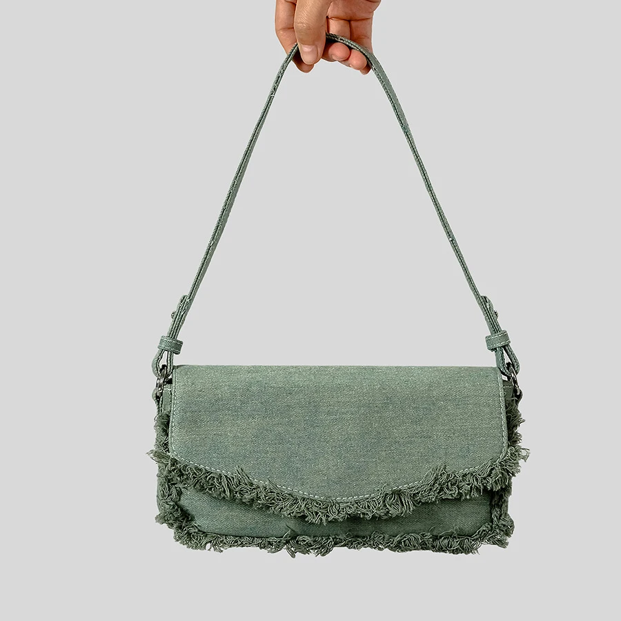 

Женская сумка с кисточками, модная джинсовая сумка на плечо, дизайнерские холщовые сумки через плечо для женщин 2024, квадратная сумка-клатч для подмышек