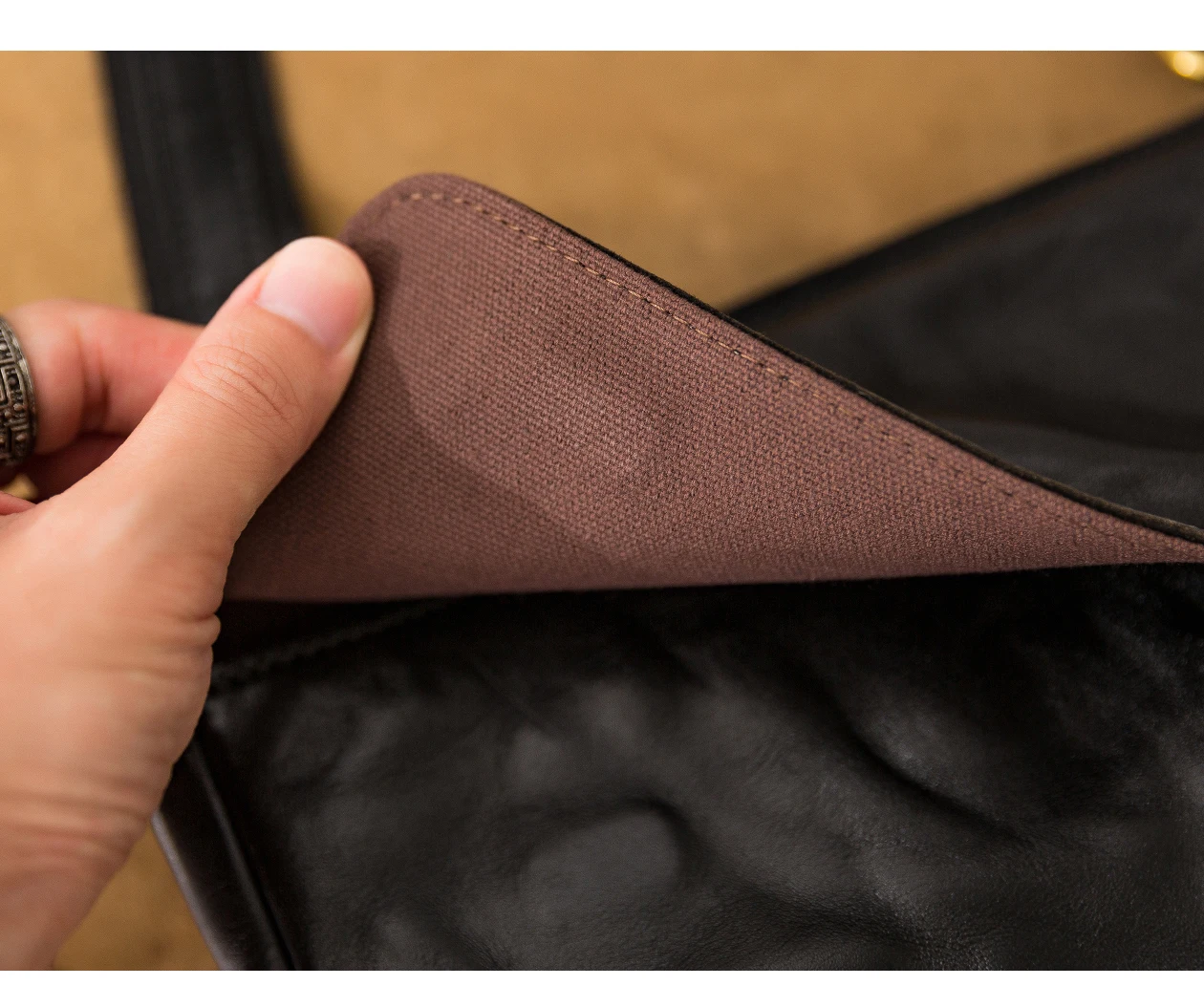 PNDME lässige Vintage-Umhängetasche aus hochwertigem Echtleder für Herren, Outdoor-Reisetasche, luxuriöse Pendler-Umhängetasche aus Rindsleder – Detail 14